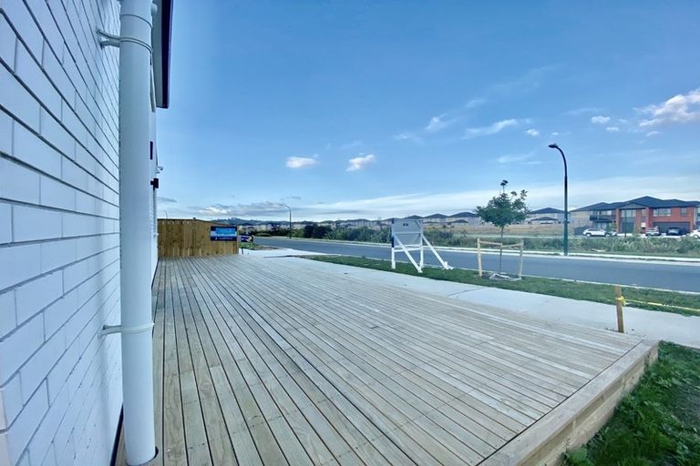 Photo of property in 98 Ksenia Drive, Flat Bush, Auckland, 2019