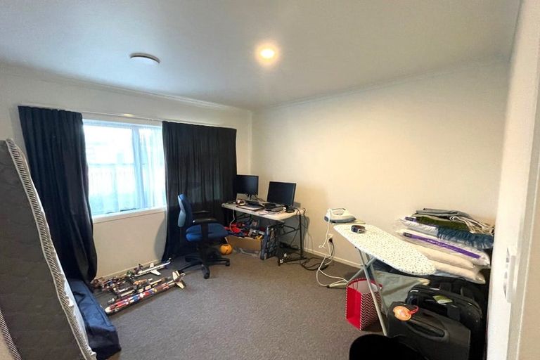 Photo of property in 4 Meade Place, Bell Block, New Plymouth, 4312