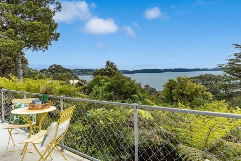 Photo of property in 9 Ferndale Drive, Snells Beach, 0920