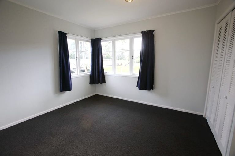 Photo of property in 1/18 Toru Street, Te Atatu Peninsula, Auckland, 0610
