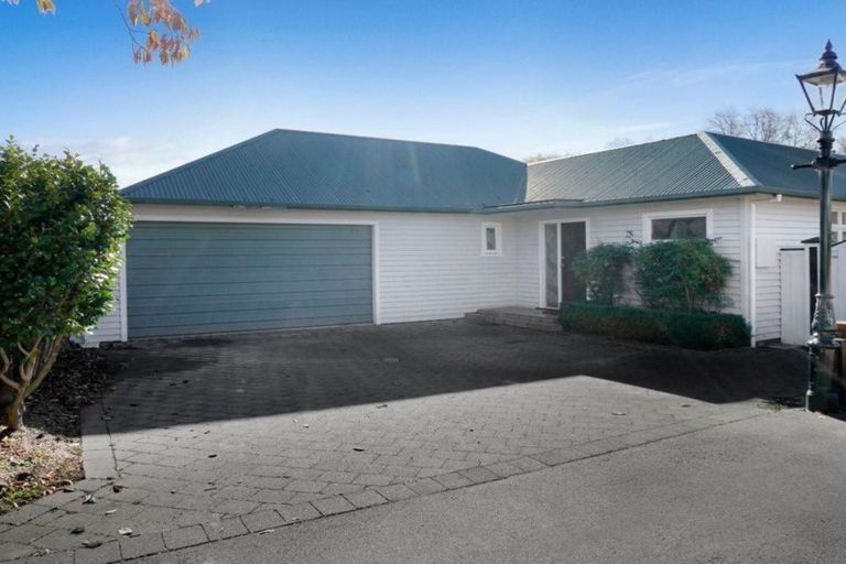 Photo of property in 1/206 Springfield Road, St Albans, Christchurch, 8014