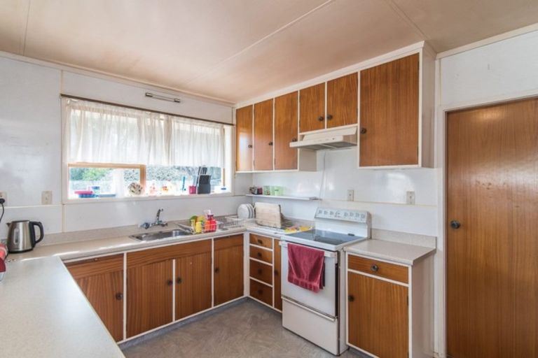 Photo of property in 30 Te Manuao Road, Otaki, 5512