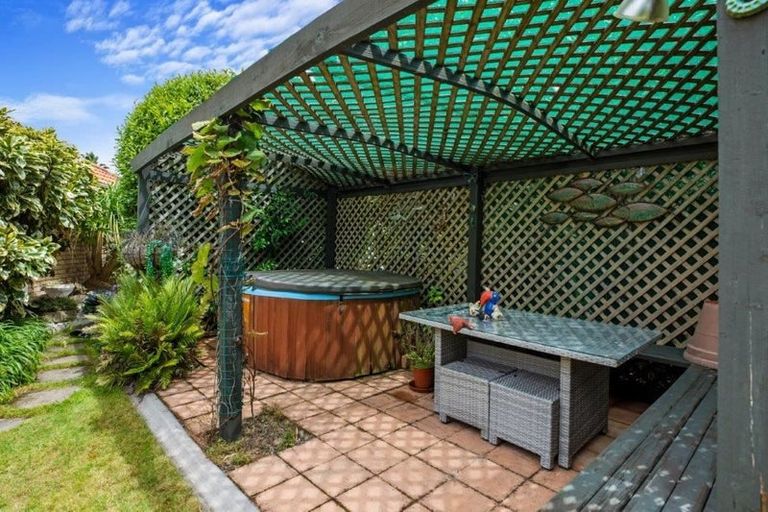 Photo of property in 15 Kokomo Key, Papamoa Beach, Papamoa, 3118