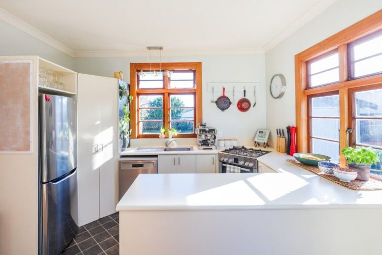 Photo of property in 50 Guy Avenue, Takaro, Palmerston North, 4410