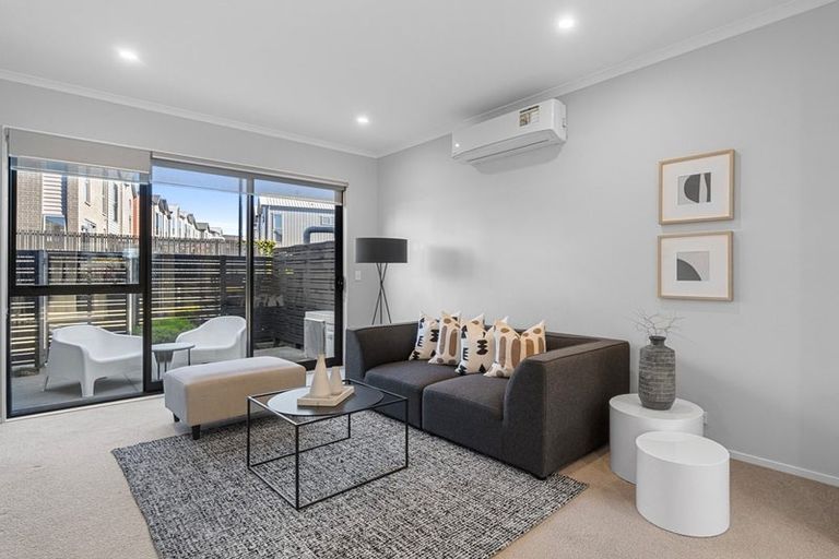 Photo of property in 39 Nugget Avenue, Hobsonville, Auckland, 0616