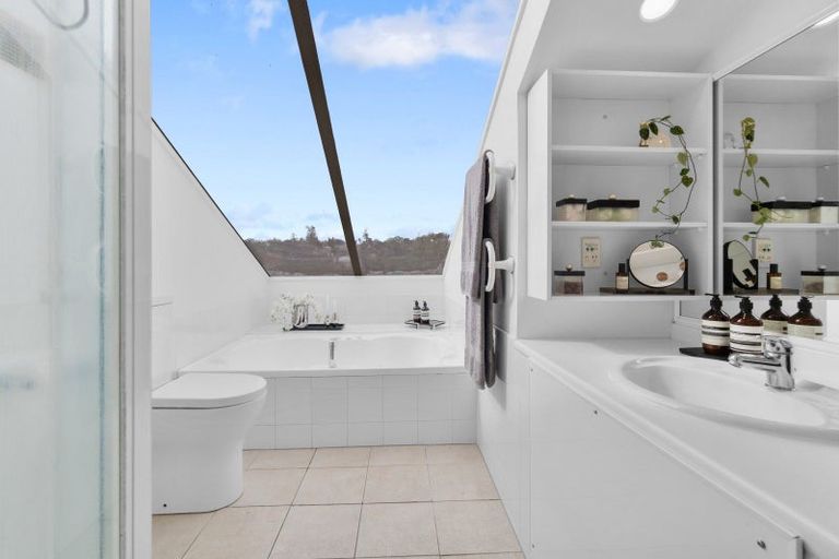 Photo of property in 6 Leys Crescent, Remuera, Auckland, 1050