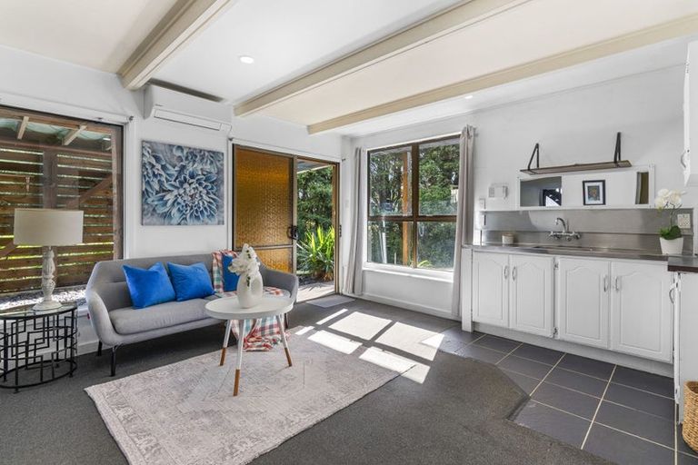 Photo of property in 5 Grevillea Court, Totara Heights, Auckland, 2105