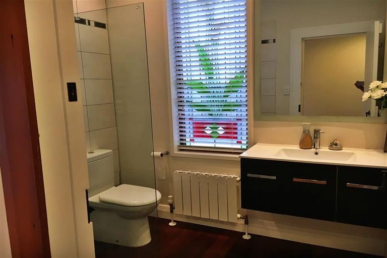 Photo of property in 44 Birdwood Road, Waterloo, Lower Hutt, 5011