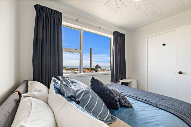 Photo of property in 27b Port View Crescent, Moturoa, New Plymouth, 4310