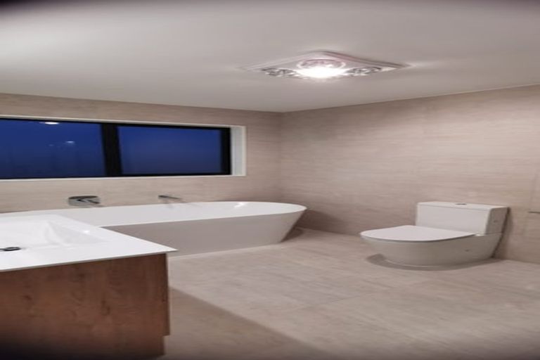 Photo of property in 30 Godfrey Drive, Orewa, 0931