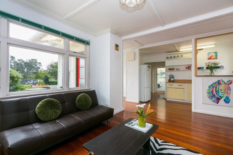 Photo of property in 3 Dorset Avenue, Westown, New Plymouth, 4310