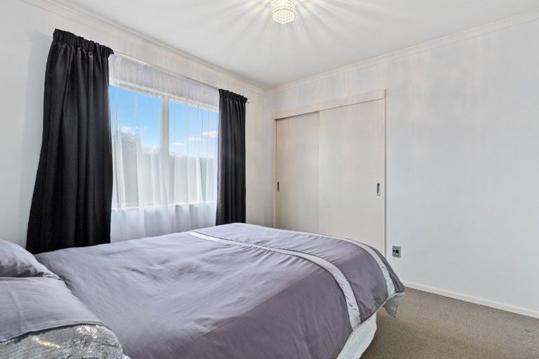 Photo of property in 12 Parkwood Place, Huntington, Hamilton, 3210