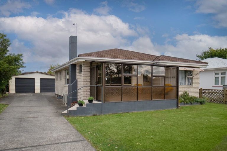 Photo of property in 130 College Street, Awapuni, Palmerston North, 4412