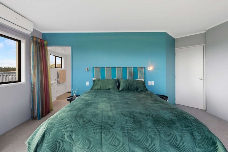 Photo of property in 12 Hulme Place, Owhata, Rotorua, 3010