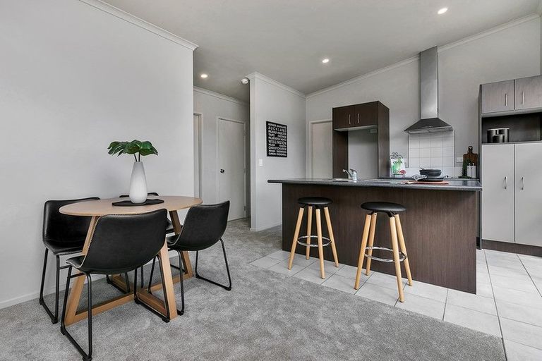 Photo of property in 63a Salisbury Road, Birkdale, Auckland, 0626