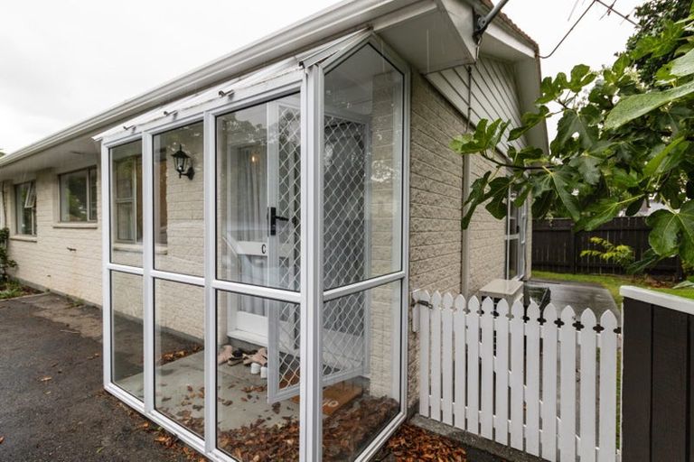 Photo of property in 51c Ludlam Crescent, Woburn, Lower Hutt, 5010