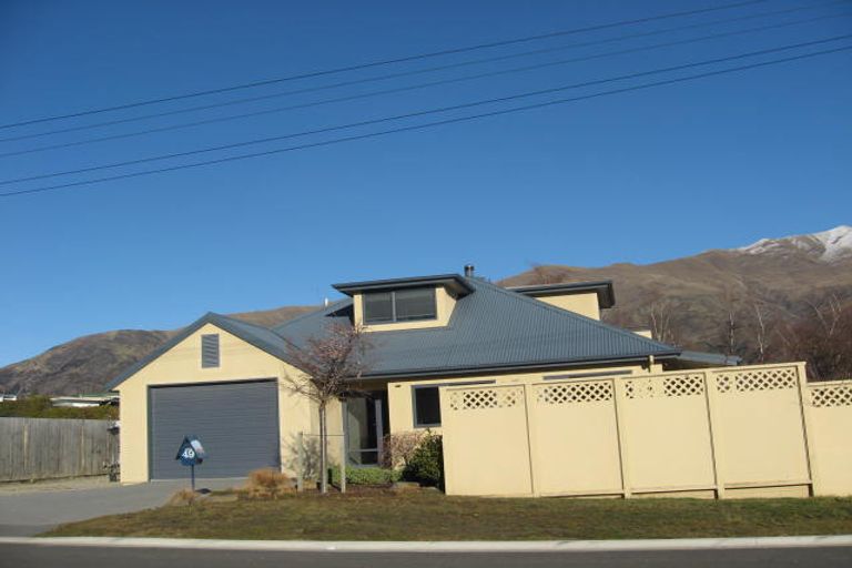 Photo of property in 49 Roche Street, Wanaka, 9305
