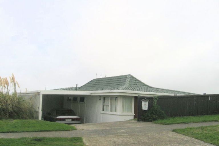 Photo of property in 19 Almora View, Ascot Park, Porirua, 5024