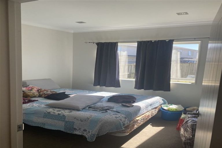 Photo of property in 21d Stamford Crescent, Flat Bush, Auckland, 2019