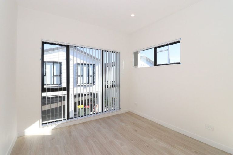 Photo of property in 10 Tukauri Place, Papakura, 2110