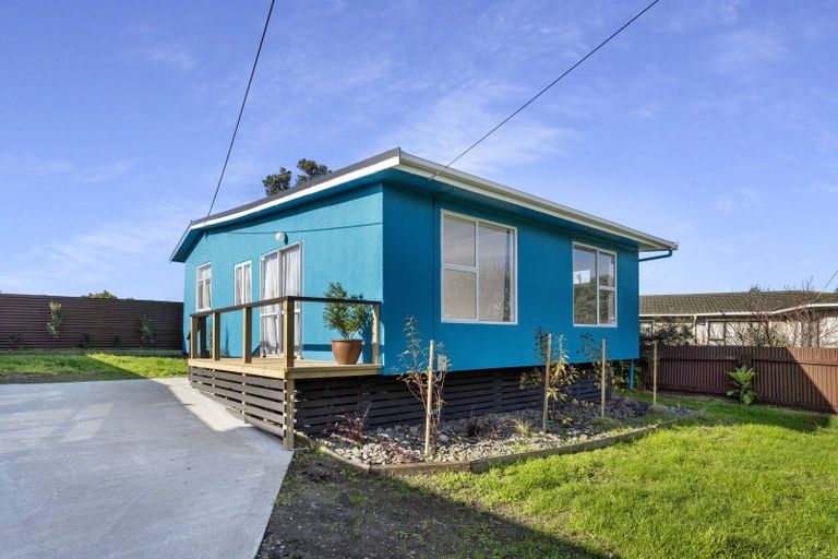 Photo of property in 24 Aotea Street, Castlecliff, Whanganui, 4501
