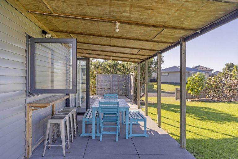 Photo of property in 123 Kowhai Avenue, Matarangi, Whitianga, 3592