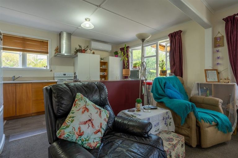 Photo of property in 45 Johnston Road, Kawakawa, 0210