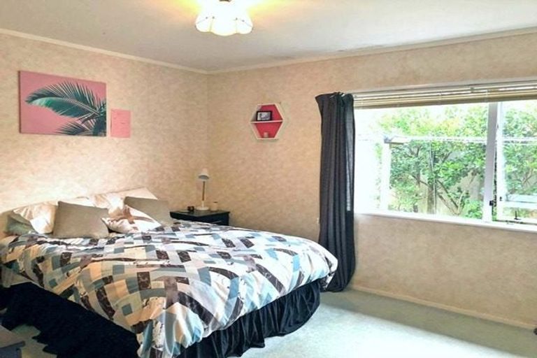 Photo of property in 58 Wairere Road, The Gardens, Auckland, 2105