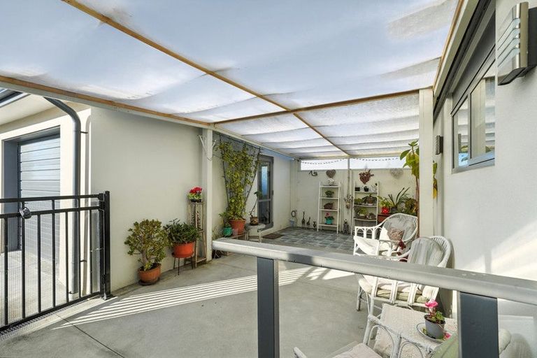 Photo of property in 112b Breezes Road, Avondale, Christchurch, 8061