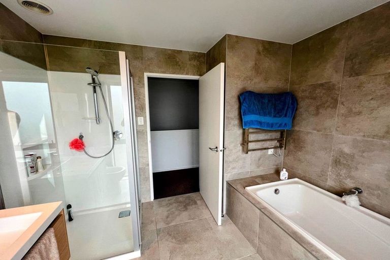 Photo of property in 12 Te Rito Road, Hobsonville, Auckland, 0616