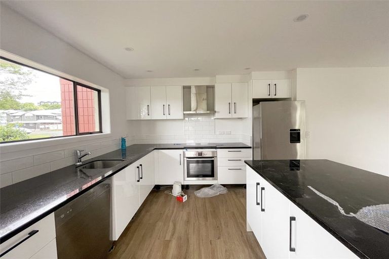 Photo of property in 1/10 Hunter Street, Hamilton Lake, Hamilton, 3204