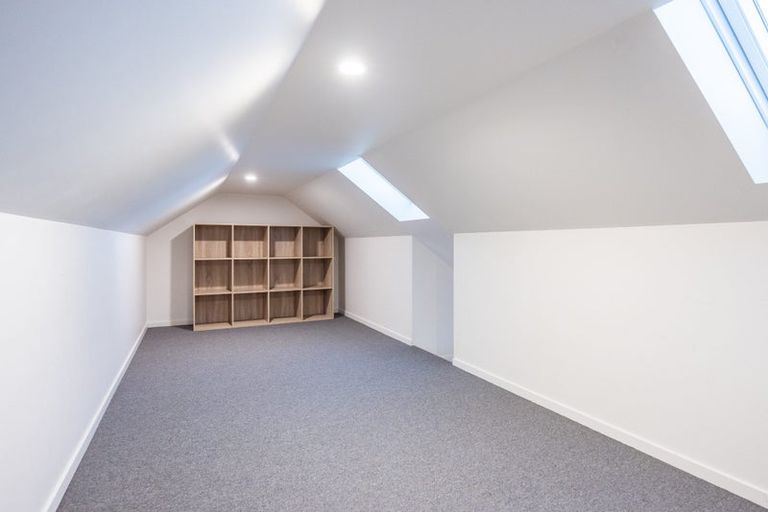 Photo of property in 12 Kentwood Place, Flagstaff, Hamilton, 3210