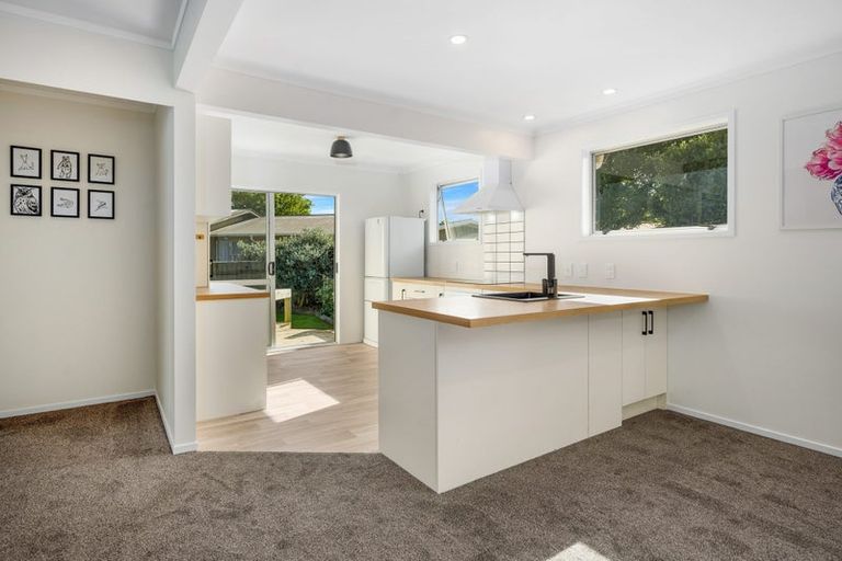 Photo of property in 43 Tennyson Drive, Owhata, Rotorua, 3010