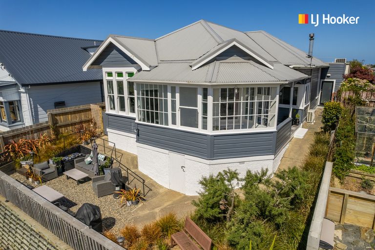 Photo of property in 5 Preston Crescent, Belleknowes, Dunedin, 9011