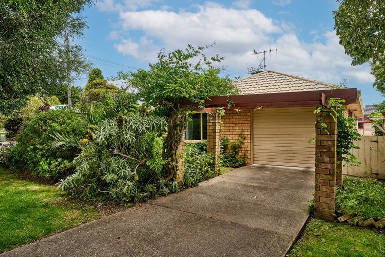 Photo of property in 24a Tui Road, Raumati Beach, Paraparaumu, 5032