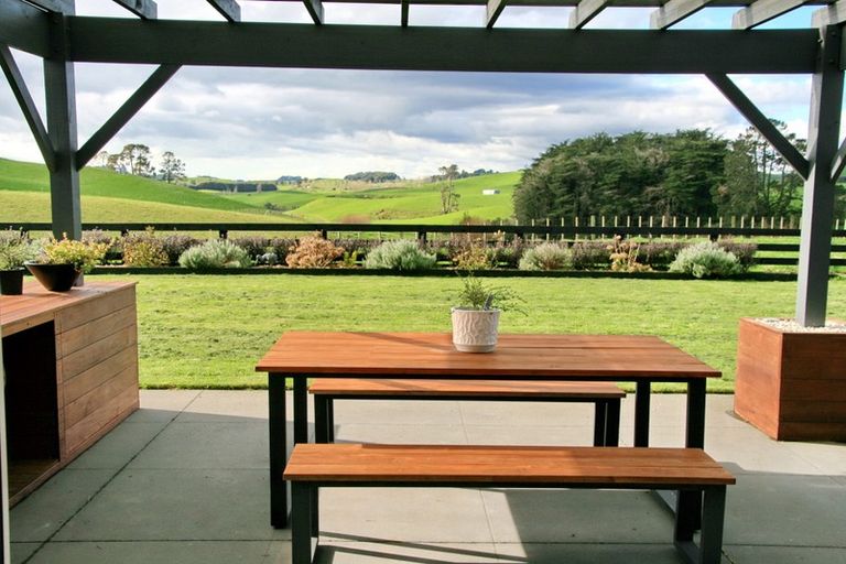 Photo of property in 190 Kaimata Road, Kaimata, Inglewood, 4388