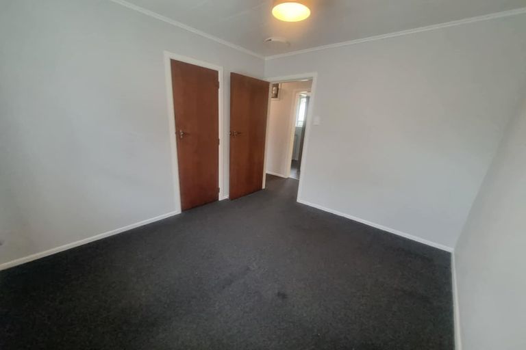 Photo of property in 2/156 Knights Road, Hutt Central, Lower Hutt, 5011