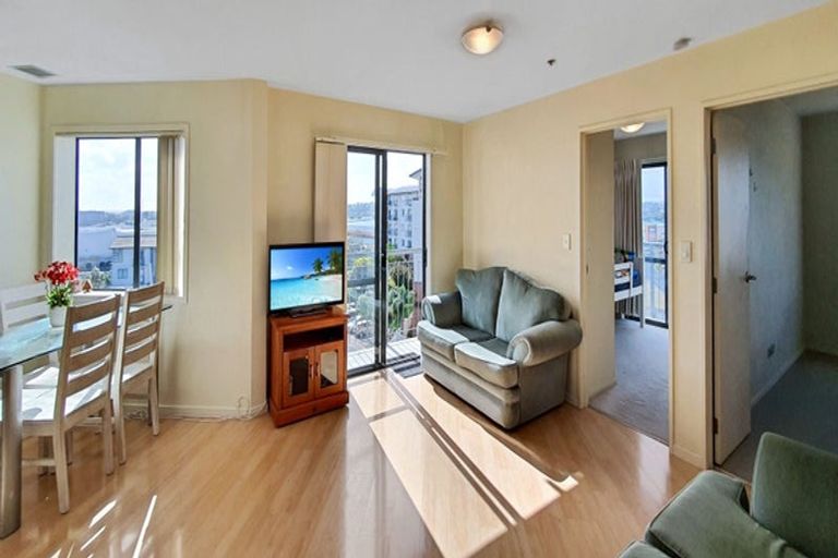 Photo of property in 5a/17 Crown Lynn Place, New Lynn, Auckland, 0600