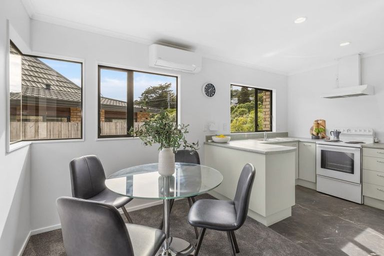 Photo of property in Redwood Village, 25/42 Main Road, Tawa, Wellington, 5028