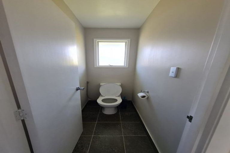 Photo of property in 2/226 Wainoni Road, Avondale, Christchurch, 8061