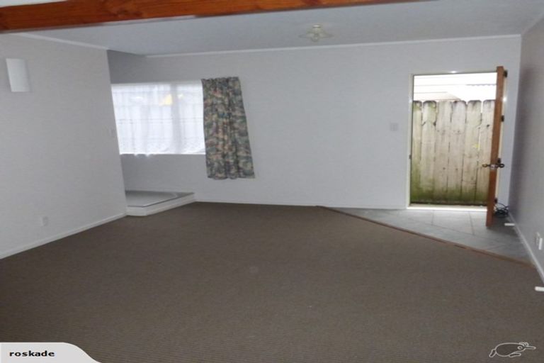 Photo of property in 2/140a Browns Road, Manurewa, Auckland, 2102