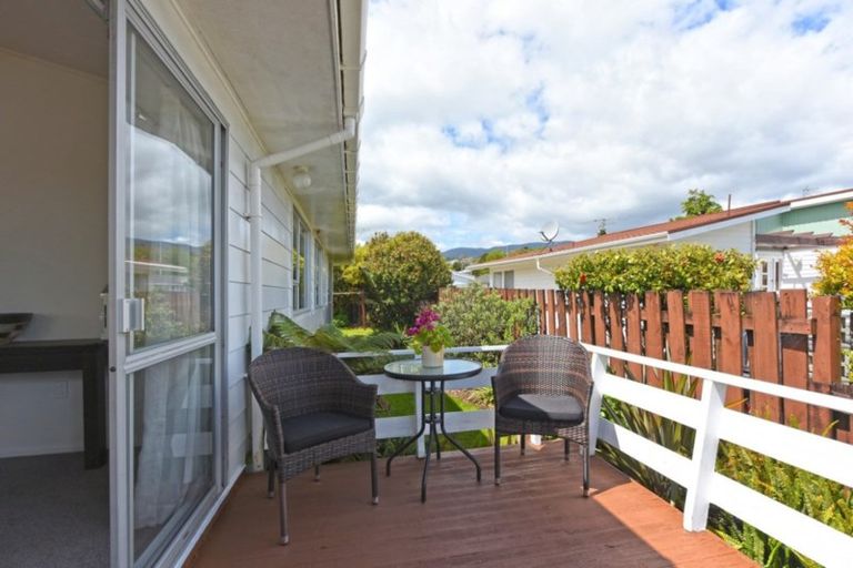 Photo of property in 30 Shanly Street, Brown Owl, Upper Hutt, 5018