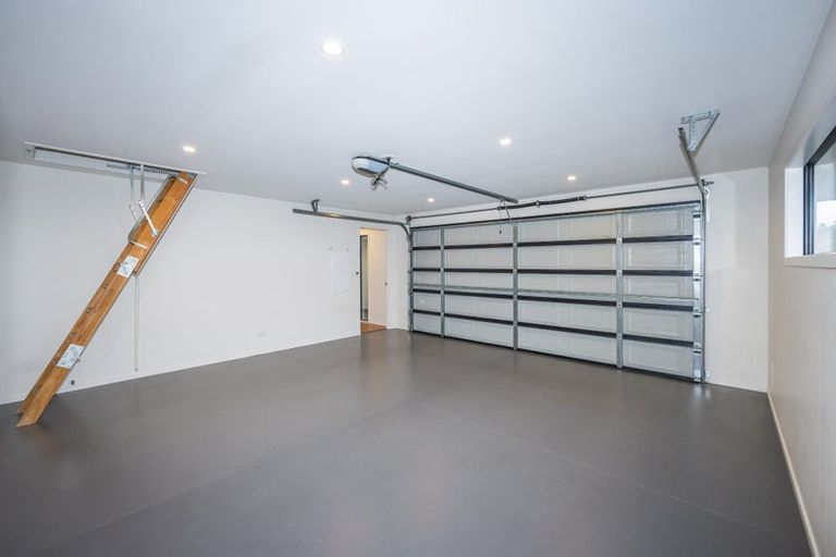 Photo of property in 12 Kentwood Place, Flagstaff, Hamilton, 3210