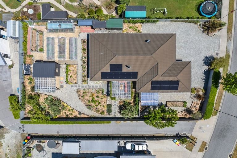 Photo of property in 44 Quinnat Street, Albert Town, Wanaka, 9305