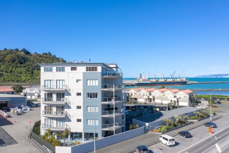Photo of property in Bay View, 17/90 Customhouse Street, Gisborne, 4010
