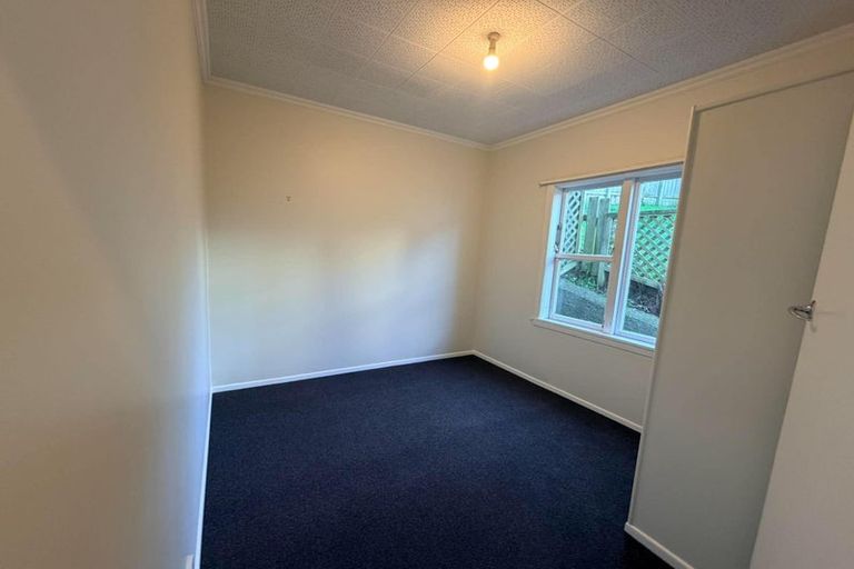 Photo of property in 69 Duncan Terrace, Kilbirnie, Wellington, 6022