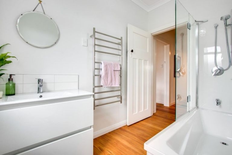 Photo of property in 703 Ellison Road, Parkvale, Hastings, 4122