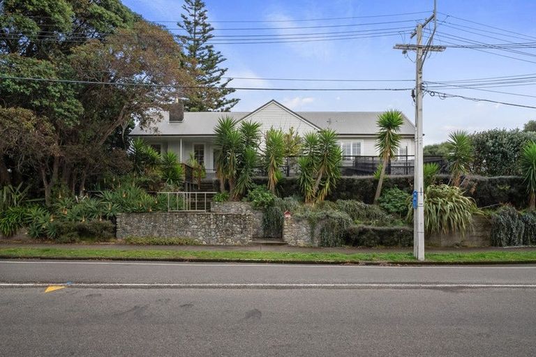 Photo of property in 1 Rosetta Road, Raumati South, Paraparaumu, 5032