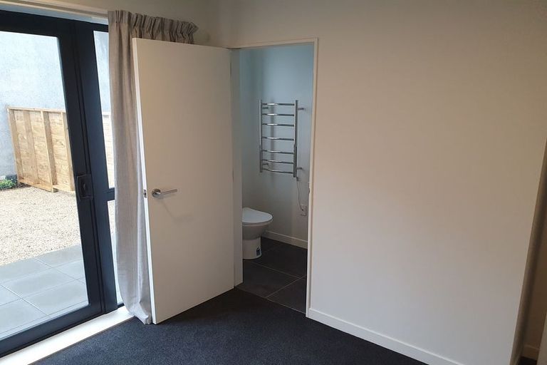 Photo of property in 35 John Street, Stokes Valley, Lower Hutt, 5019