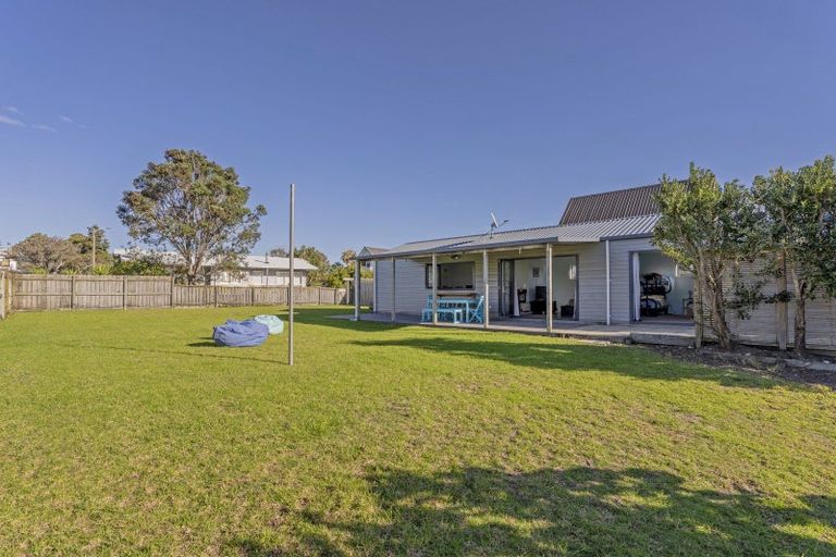 Photo of property in 123 Kowhai Avenue, Matarangi, Whitianga, 3592